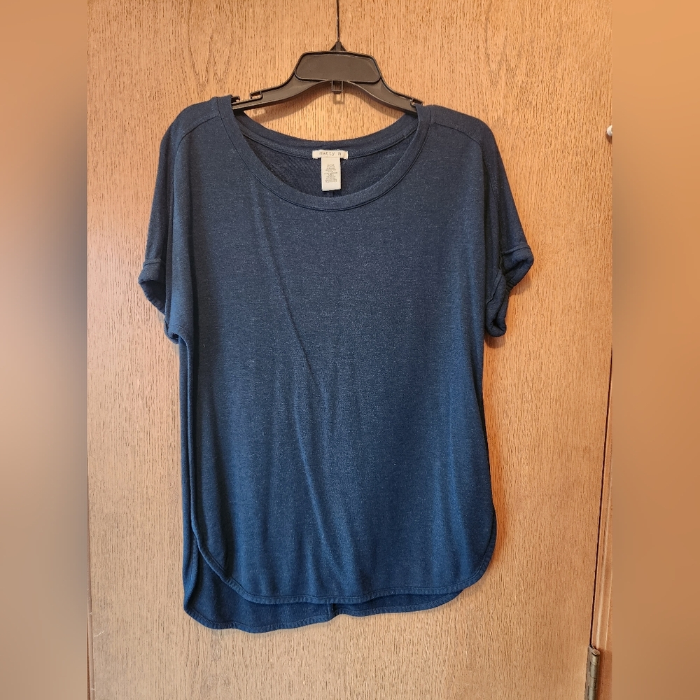 matty m size small comfy shirt